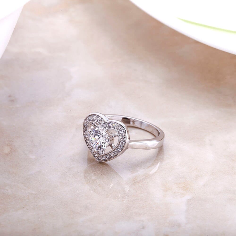 AAA Cubic Zirconia Heart Ladies Ring Factory Outlet For Sale