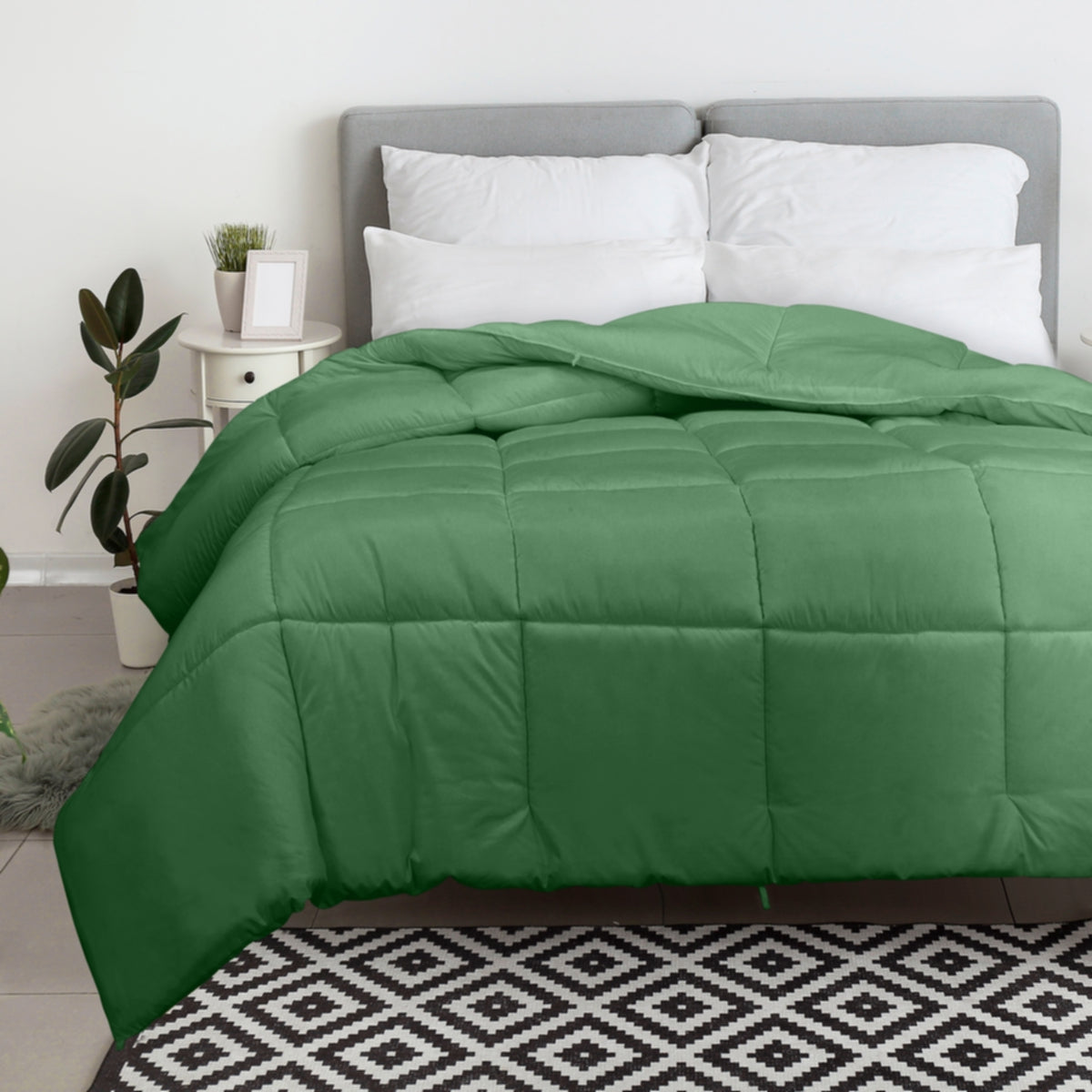 Royale All Season Down Alternative Bedding Lightweight Quilted Comforter with Corner Tabs Cheap Cost