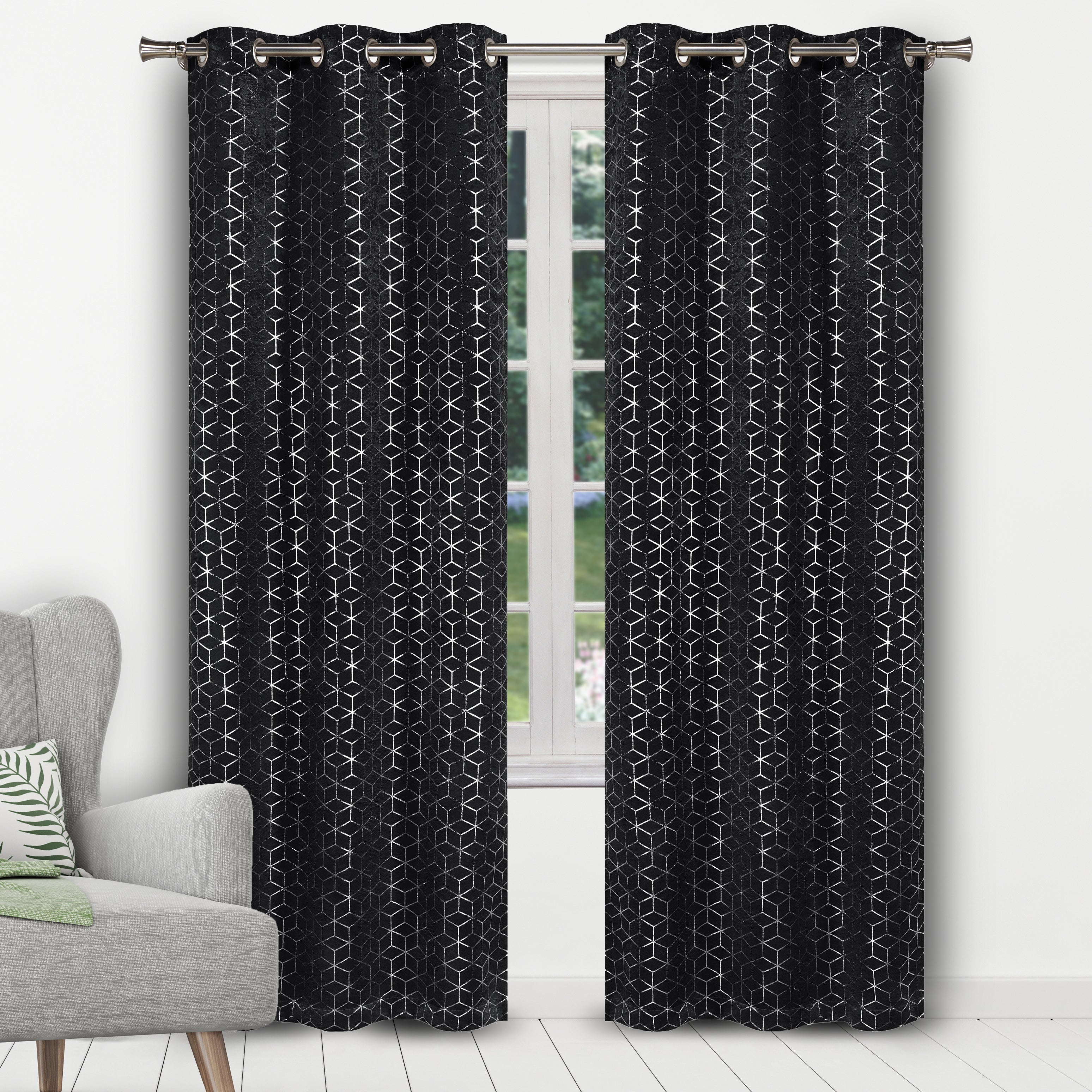 Geometric Pattern Blackout Thermal Window Curtain Pair Panel In China