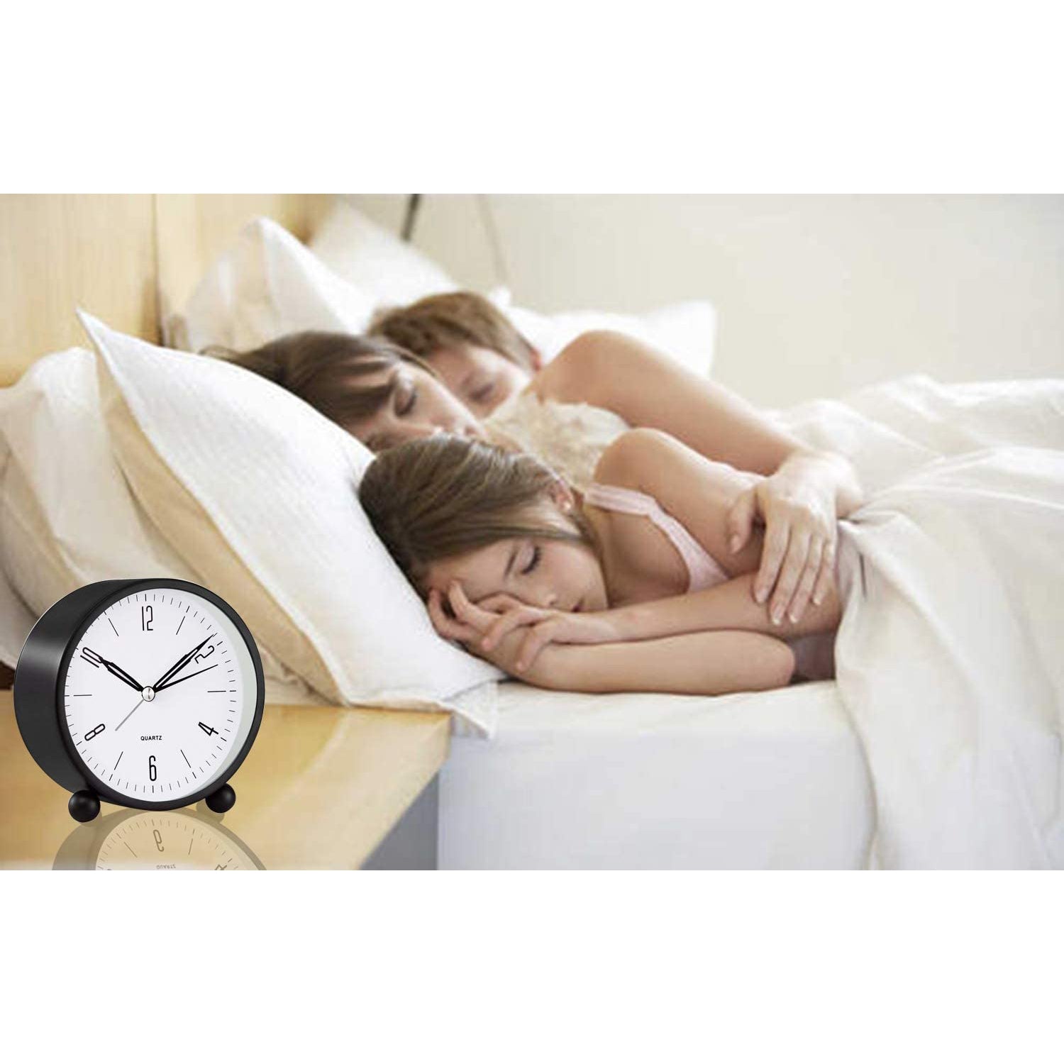 4 Super Silent Non Ticking Analog Alarm Clock with Night Light Online For Sale