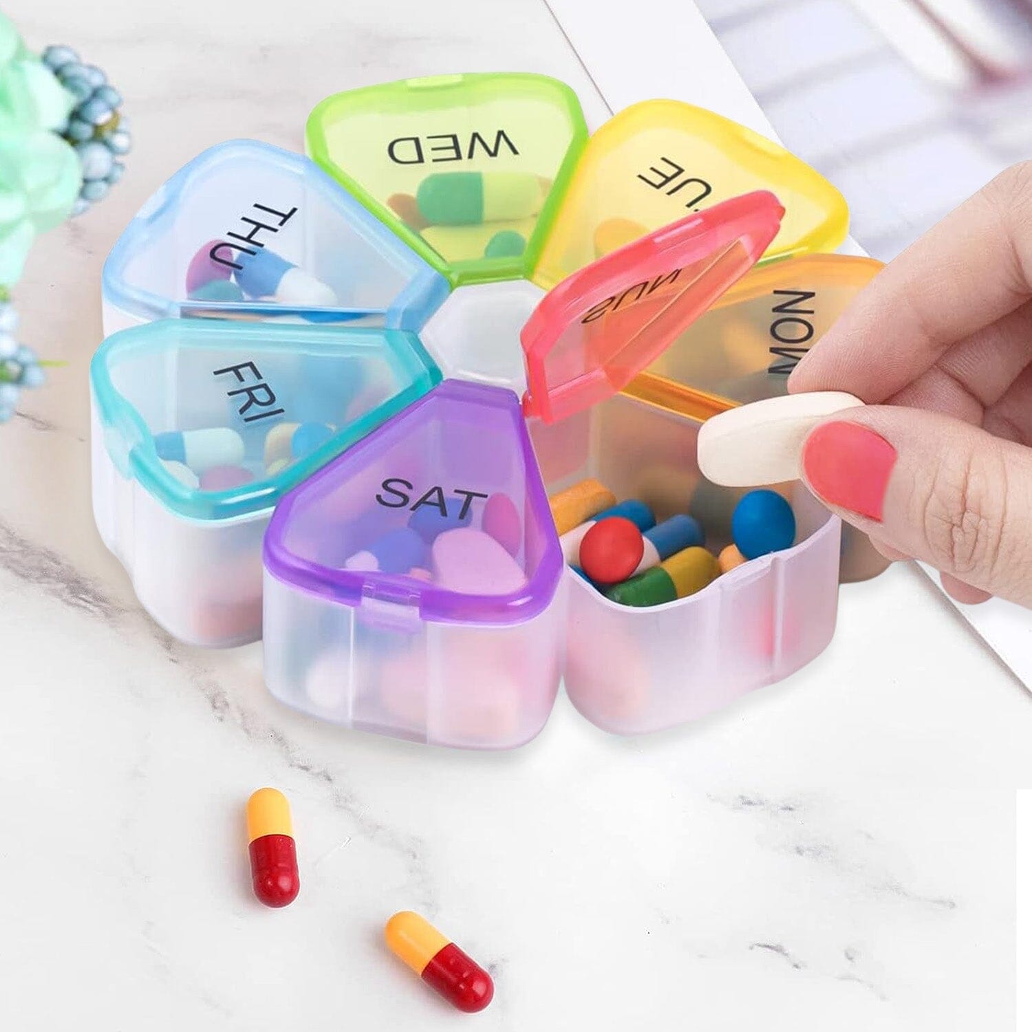 Colorful 7 Day Pills And Vitamins Organizer With Large Compartments Free Shipping Low Pice