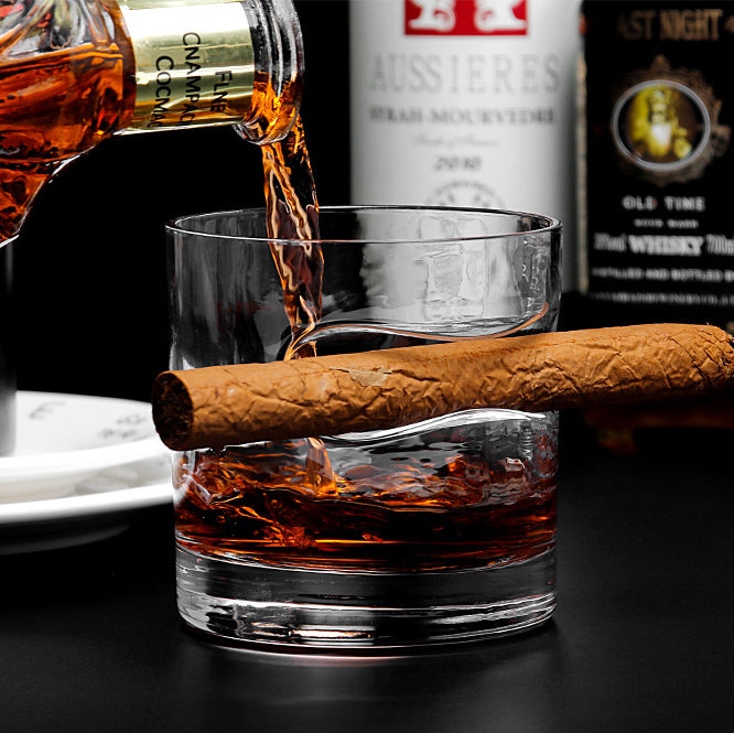 3-Piece Set: Cigar-Holding Whiskey Glasses with Cigar Cutter Cheap Perfect