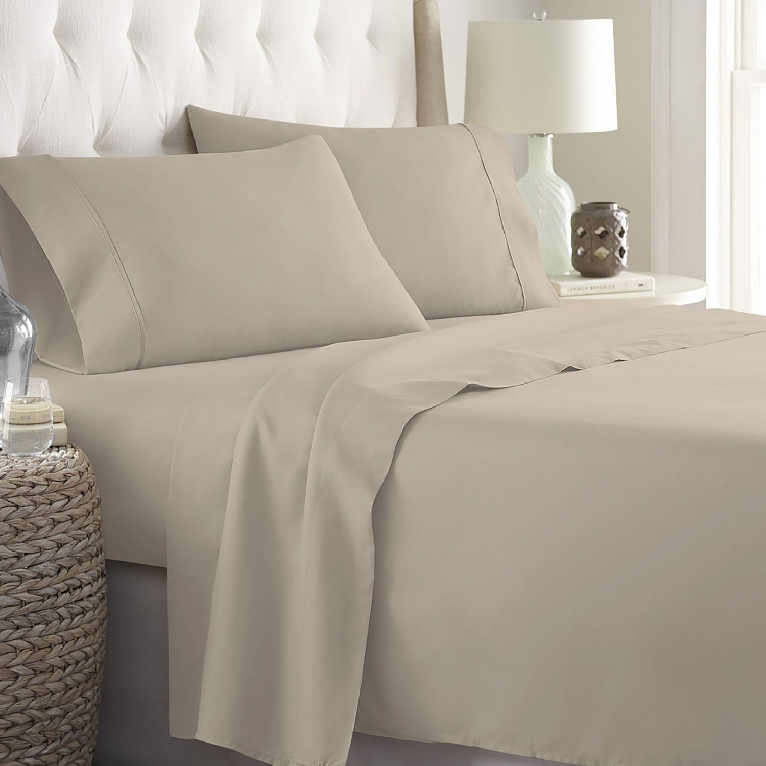 Soft Home 1800 Series Solid Microfiber Ultra Soft Sheet Set Cheap Pice Wholesale