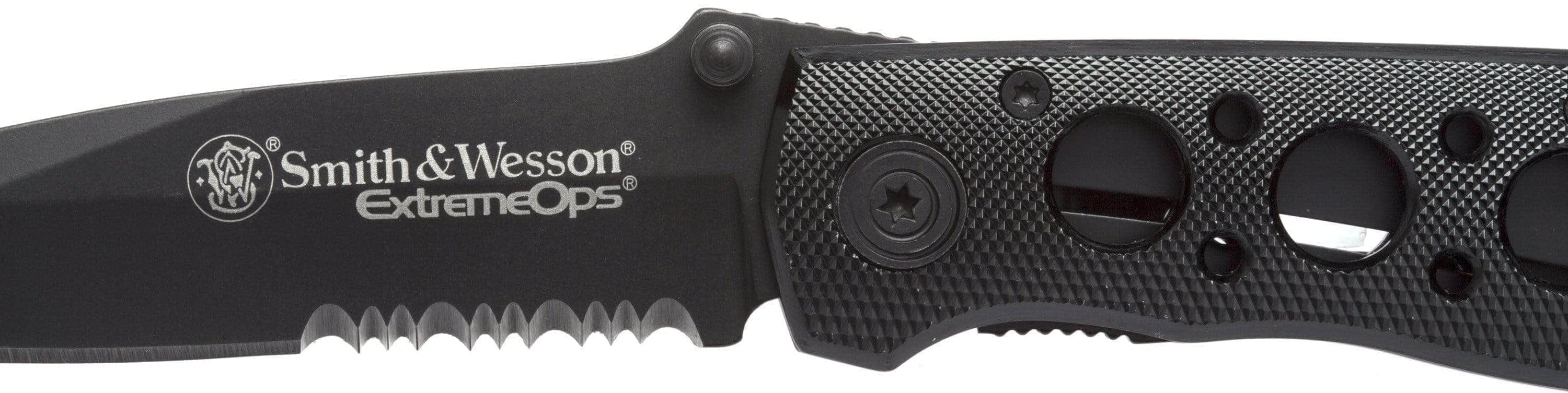 Smith & Wesson Extreme Ops Folder, 3.25 Combo Blade, Black Aluminum Handle - CK5TBS Free Shipping In China