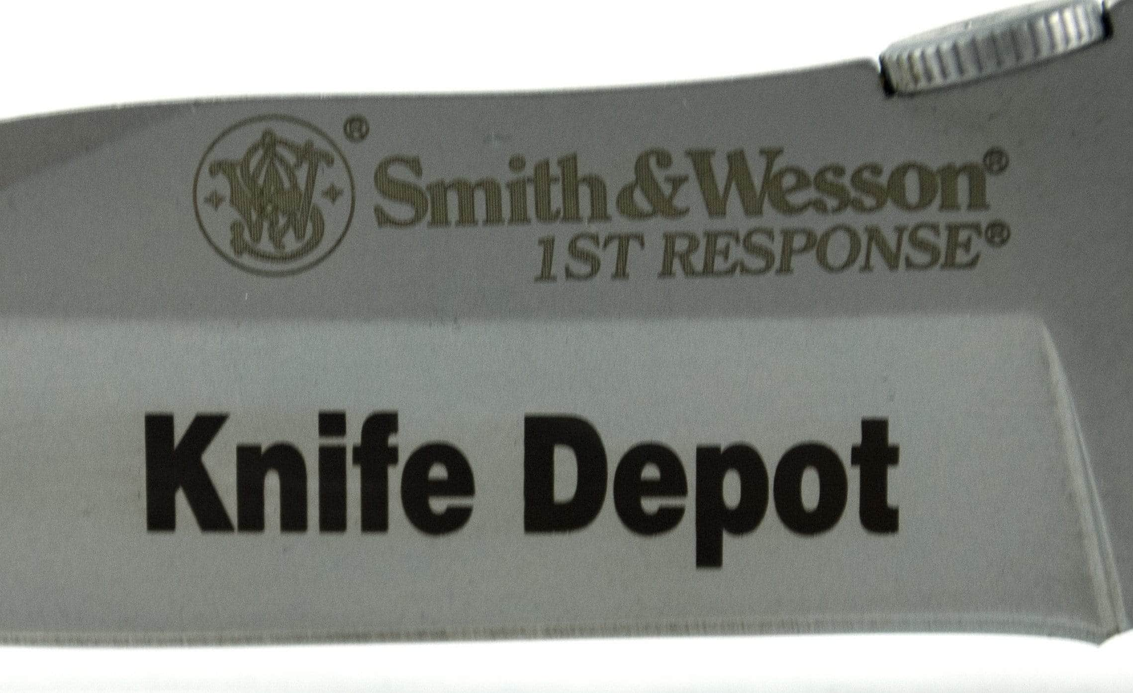 Engraved Smith & Wesson 1st Response, 3.3 Plain Blade, G10/Steel Handle - SWFR Cheap Online Online