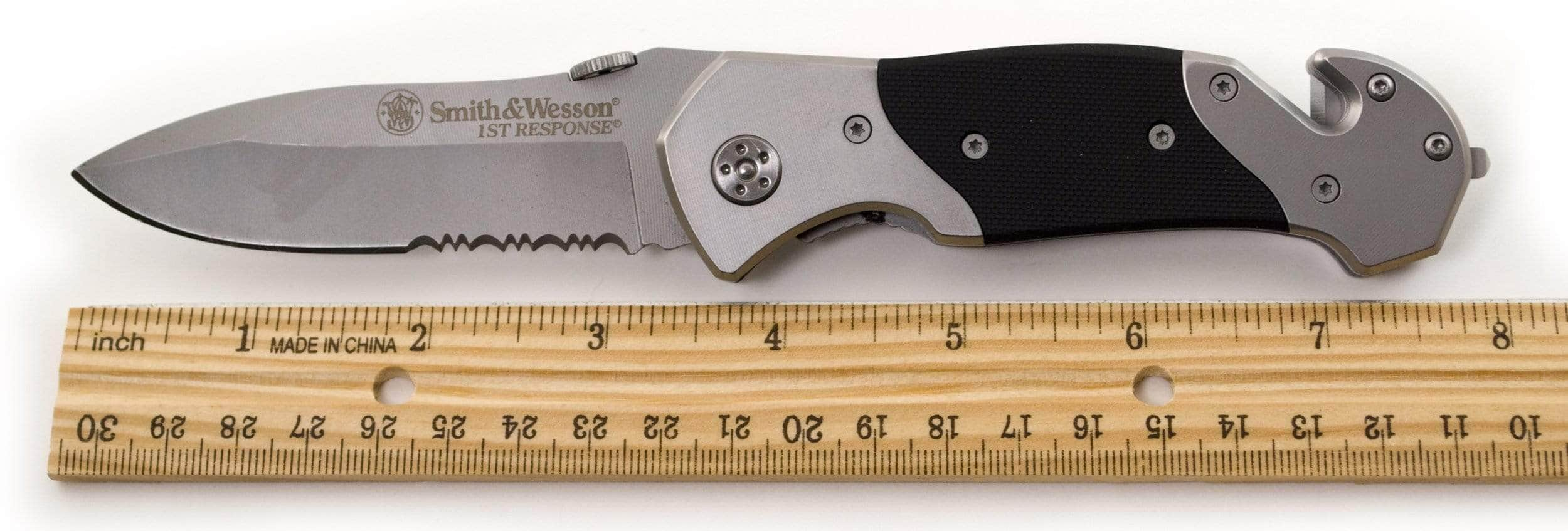 Smith & Wesson 1st Response Rescue Knife, 3.3 Serrated Blade - SWFRS Top Quality For Sale