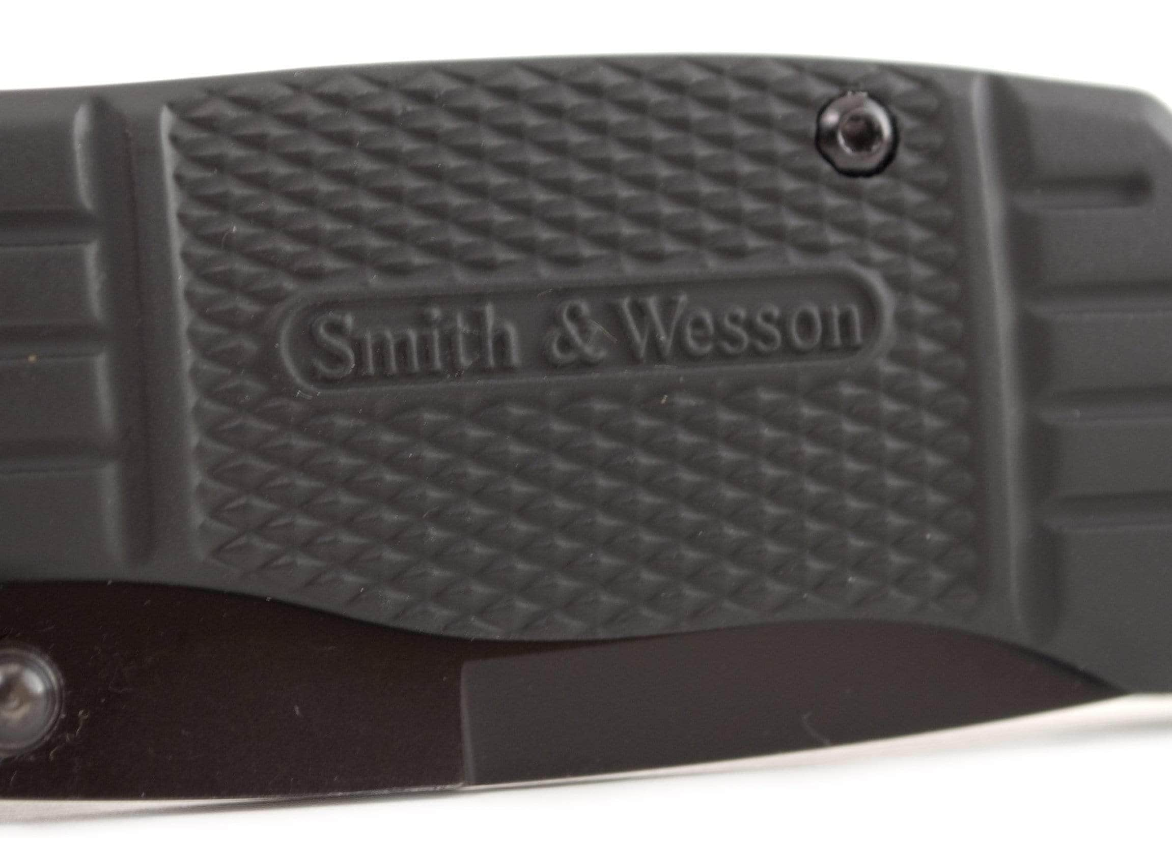 Engraved Smith & Wesson Extreme Ops, 3.3 Serrated Tanto Blade, Rubberized Aluminum Handle - SWFR2S Free Shipping Inexpensive