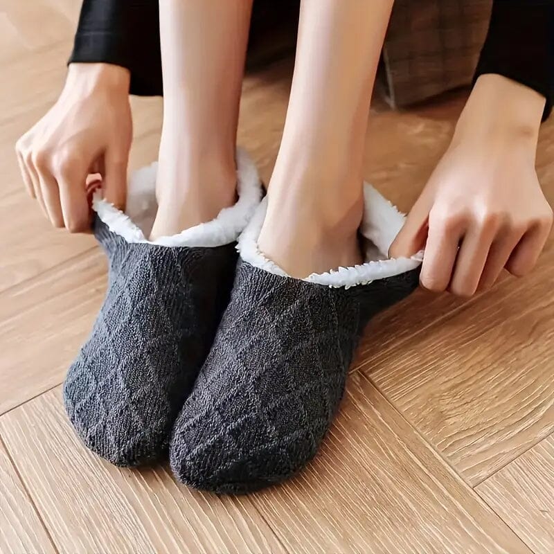 Women's Autumn Winter Plush Lined Indoor Low Cut Socks Online Cheap Quality