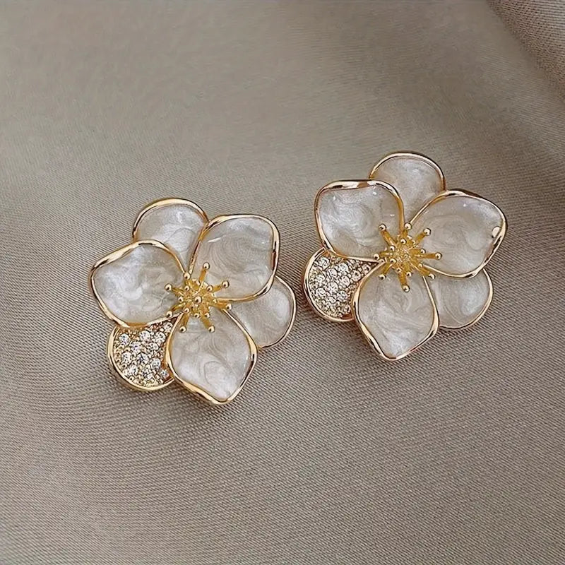 Zinc Alloy Pretty Sweet Flower Design Stud Earrings Inexpensive