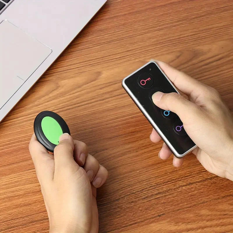 4-Key Finder with LED Flashlight: Locate Your Keys, Wallet, And Remote Control Effortlessly Pick A Best